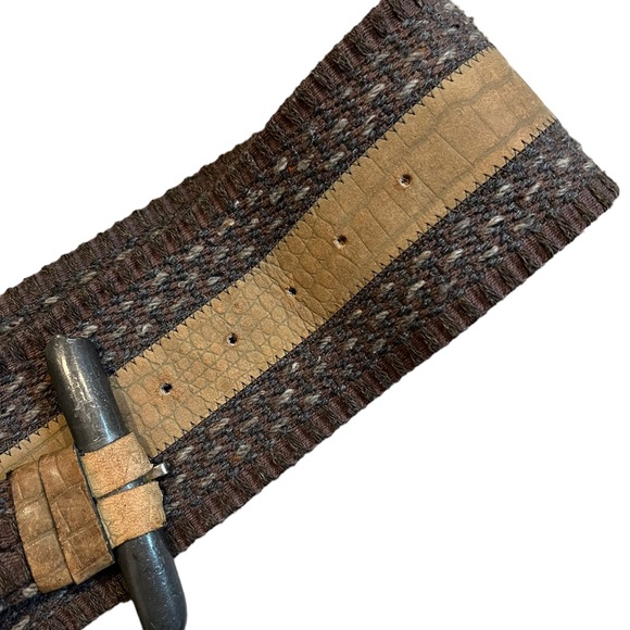 The Leather Shop Vintage Wide Leather and Fabric Belt - Picture 9 of 12